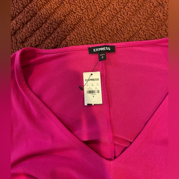 Express Romper Size S - Picture 2 of 7